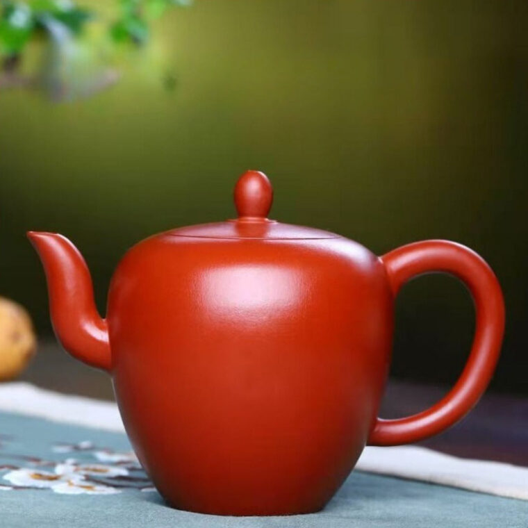 Full Handmade Yixing Zisha Teapot [Beauty Shoulder Pot] (Dahongpao – 260ml)