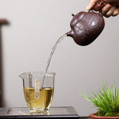 Yixing Zisha Teapot [Fragrant Eggplant] (Zi Ni – 250ml)