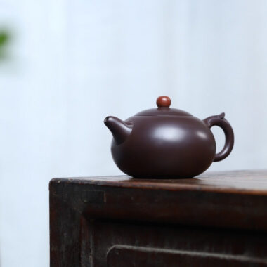 Full Handmade Yixing Zisha Teapot [Ruyi Yu Ru Pot] (Lao Zi Ni – 270ml)