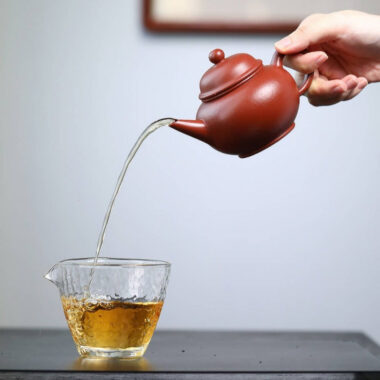 Full Handmade Yixing Zisha Teapot [Shui Ping Pot] (Xiao Meiyao Zhu Ni – 220ml)