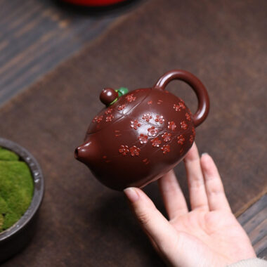 Yixing Zisha Teapot [Plum Blossom Xishi] (Zi Zhu Ni – 280ml)