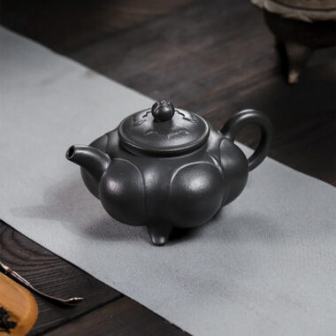 Full Handmade Yixing Zisha Teapot [Lianhua Ding] (Tian Qing Ni – 320ml)