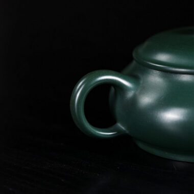 Full Handmade Yixing Zisha Teapot [Ming Lu Pot] (Minguo Lu Ni- 220ml)