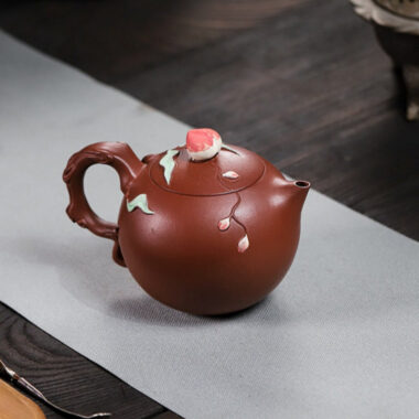 Full Handmade Yixing Zisha Teapot [Luye Shoutao] (Hong Pi Long – 280ml)