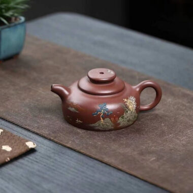 Yixing Zisha Teapot [Shanshui Han Jiang Julun] (Di Cao Qing – 250ml)