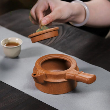 Full Handmade Yixing Zisha Teapot [Xiao Yao Bamboo] (Jin Jiang Po Ni – 300ml)