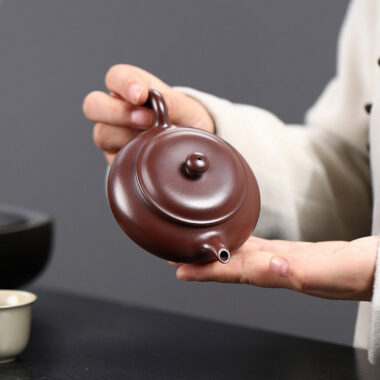 Yixing Zisha Teapot [Yun Lu] (Zi Ni – 140/200ml)