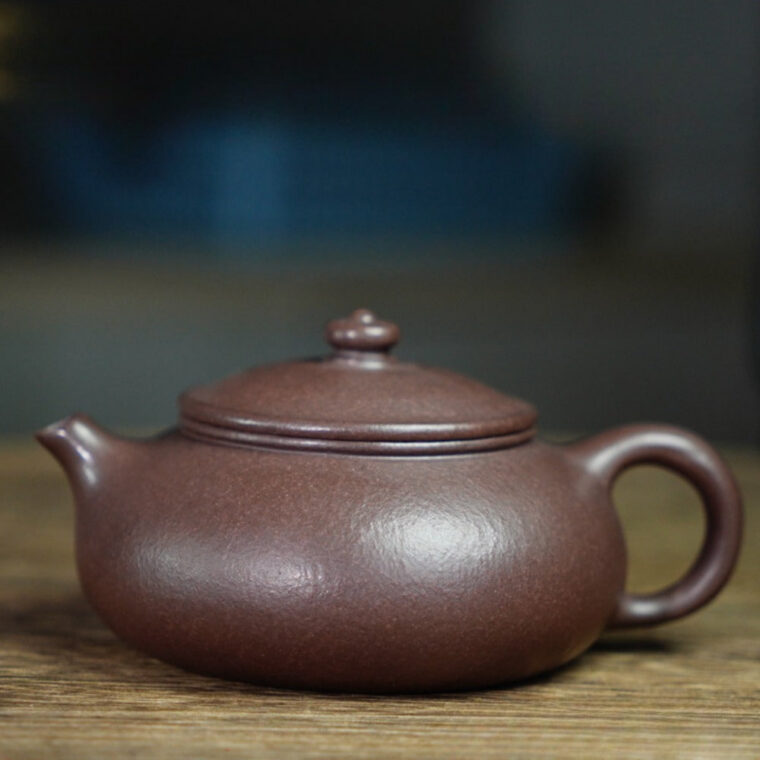 Full Handmade Yixing Zisha Teapot [Han Jiang Pot] (Zi Ni – 190ml)