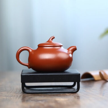 Full Handmade Yixing Zisha Teapot [Jia Duan Pot] (Dahongpao – 170ml)