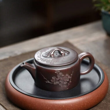 Yixing Zisha Teapot [Ruyi Hanwa] (High Temperature Zi Ni – 210ml)