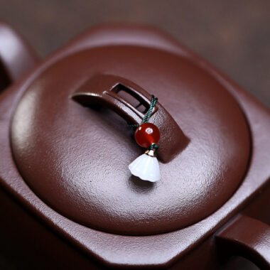 Yixing Zisha Teapot [Fangyuan Hanwa] (Zi Ni – 320ml)