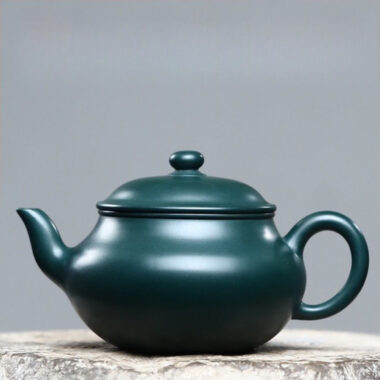 Full Handmade Yixing Zisha Teapot [Gao Pan Pot] (Minguo Lu Ni- 330ml)