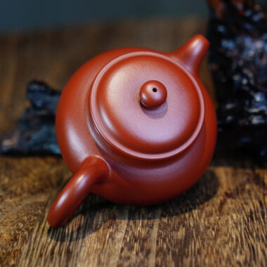 Full Handmade Yixing Zisha Teapot [Fanggu Pot] (Dahongpao – 100ml)