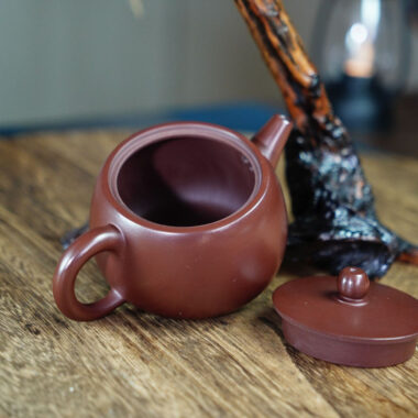 Yixing Zisha Teapot [Qingyun Pot] (Zi Ni – 230ml)