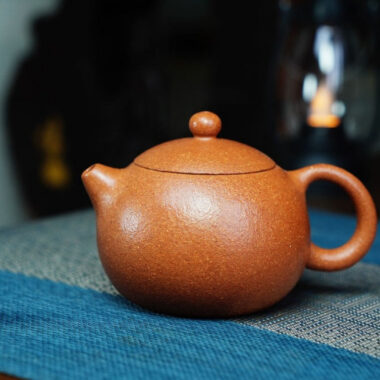 Full Handmade Yixing Zisha Teapot [Xishi Pot] (Jiang Po Ni – 190ml)