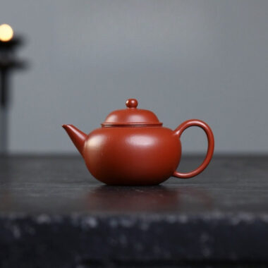 Yixing Zisha Teapot [Mini Shui Ping] (Zhu Ni – 130ml)