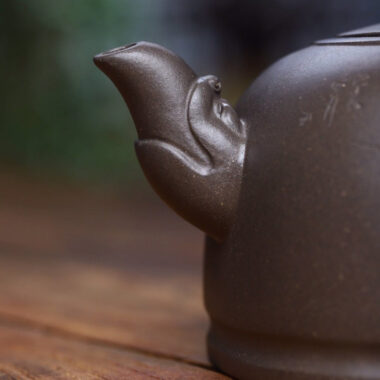 Full Handmade Yixing Zisha Teapot [Hun Fang Jing Lan Pot] (Qinghui Ni – 460ml)