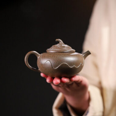 Yixing Zisha Teapot [Ping Ting Pot] (Long Bei Qing Firewood Fired – 190ml)