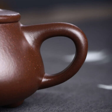 Full Handmade Yixing Zisha Teapot [Jingzhou Shi Piao Pot] (Zi Ni – 200ml)
