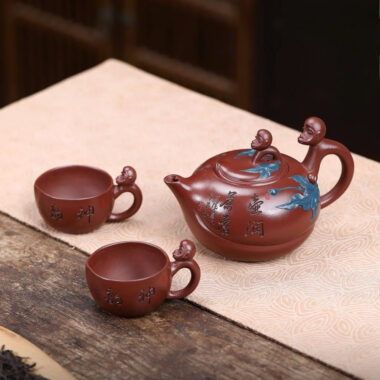 Full Handmade Yixing Zisha Teapot Set [Mother and Son] (Di Cao Qing – 300ml)