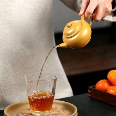 Yixing Zisha Teapot [Mini Shui Ping Pot] (Huangjin Zhu Ni – 120ml)