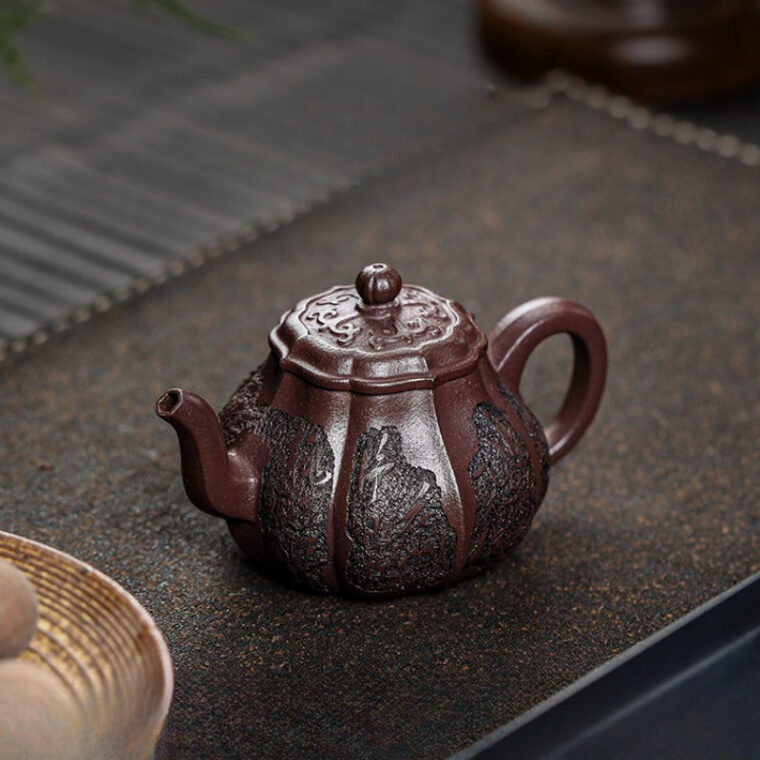 Full Handmade Yixing Zisha Teapot [Hua Ruyi] (Zi Ni – 160ml)