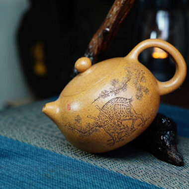 Full Handmade Yixing Zisha Teapot [Xishi Pot] (Wucai Lao Duan Ni – 250ml)