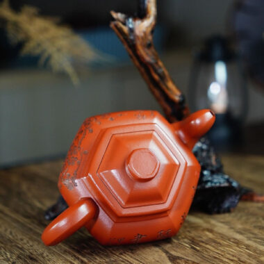 Full Handmade Yixing Zisha Teapot [Liufang Gong Deng Pot] (Zhu Ni – 310ml)