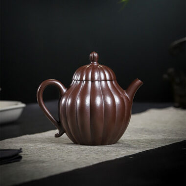 Full Handmade Yixing Zisha Teapot [Ling Hua Qiu Shui] (Jin Sha Zi Ni – 200ml)
