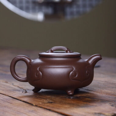 Full Handmade Yixing Zisha Teapot [Sanzu Ruyi Pot] (Zi Ni – 400ml)