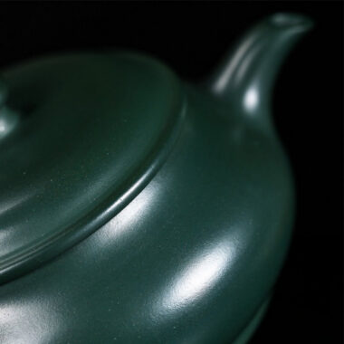 Full Handmade Yixing Zisha Teapot [Ming Lu Pot] (Minguo Lu Ni- 220ml)