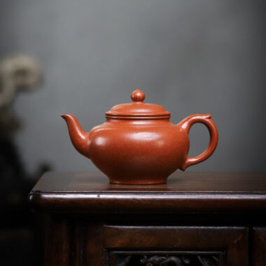 Yixing Zisha Teapot [Xiao Ying] (Jiang Po Ni – 220ml)