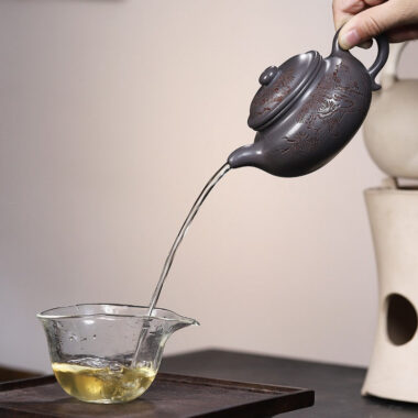 Yixing Zisha Teapot [Songzhi Fanggu] (Ting Qing Ni – 250ml)