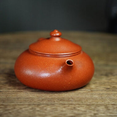 Full Handmade Yixing Zisha Teapot [Han Jiang Pot] (Li Pi Zhu Ni – 190ml)