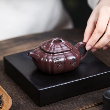 Full Handmade Yixing Zisha Teapot [Shan Hai] (Zi Ni – 150ml)