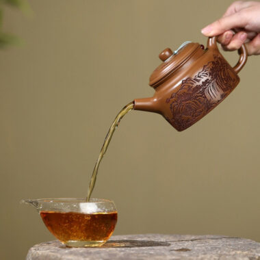 Yixing Zisha Teapot [Guan Shan] (Chijin Zhu Ni – 450ml)
