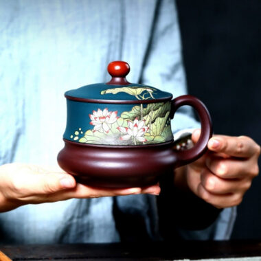 Yixing Zisha Tea Mug [Lotus] (Lu Ni / Zi Ni – 420ml)
