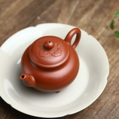 Full Handmade Yixing Zisha Teapot [Dabin Ruyi Pot] (Zhu Ni- 150ml)