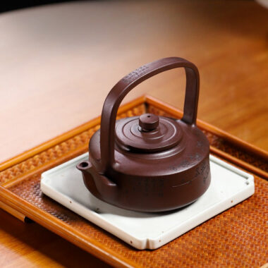 Yixing Zisha Teapot [Tibi Tiliang] (100 Mu Zi Ni – 370ml)