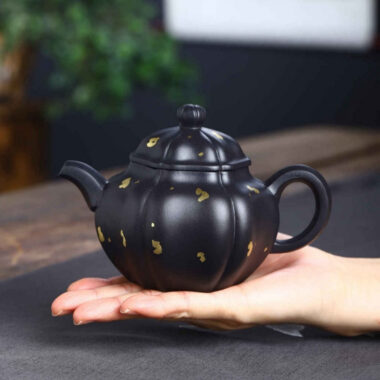 Full Handmade Yixing Zisha Teapot [Golden Lotus Seed Pot] (Shi Huang – 300ml)