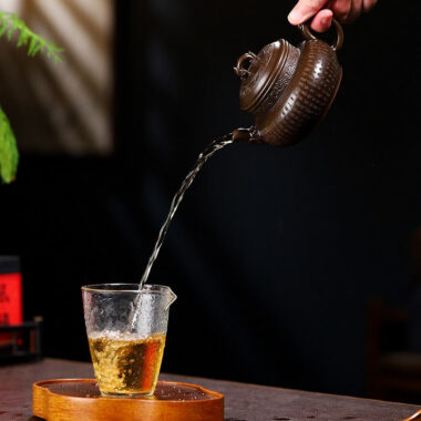 Yixing Zisha Teapot [Tanzi Pot] (Gu Tong Ni – 290ml)