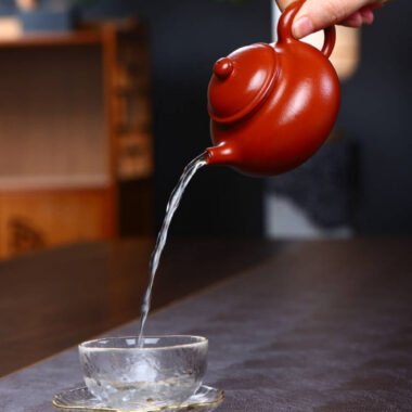 Full Handmade Yixing Zisha Teapot [Rong Tian Pot] (Xiao Mei Yao Zhu Ni – 200ml)