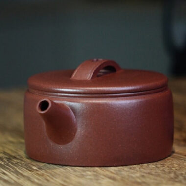 Full Handmade Yixing Zisha Teapot [Hanwa Pot] (Di Cao Qing – 110ml)