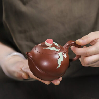 Full Handmade Yixing Zisha Teapot [Luye Shoutao] (Hong Pi Long – 280ml)