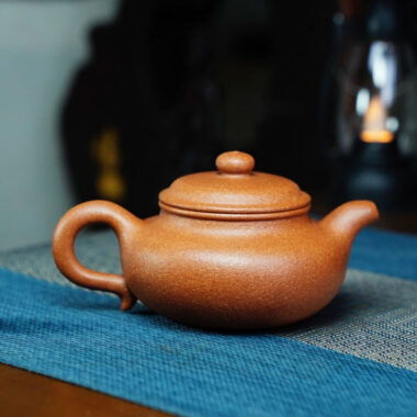 Full Handmade Yixing Zisha Teapot [Fanggu Pot] (Jiang Po Ni – 180ml)