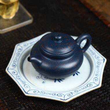 Full Handmade Yixing Zisha Teapot [Fanggu Pot] (Tian Cui Sha – 190ml)