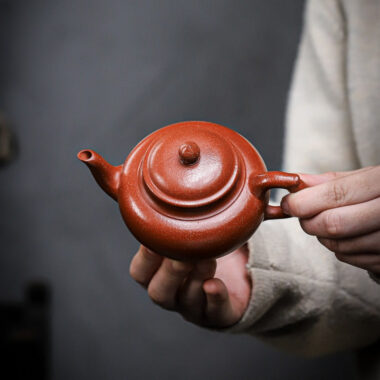 Yixing Zisha Teapot [Xiao Ying] (Jiang Po Ni – 220ml)
