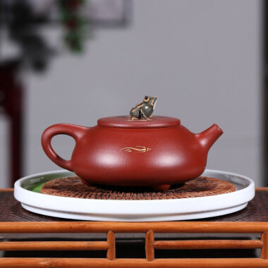 Yixing Zisha Teapot Set [Lotus Pond Moonlight] (Dahongpao – 260ml)