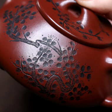 Yixing Zisha Teapot [Fenggu Shi Piao] (Long Xue Sha  – 250ml)