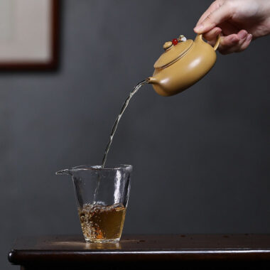 Yixing Zisha Teapot [Han Jiang] (Huangjin Duan Ni – 170ml)